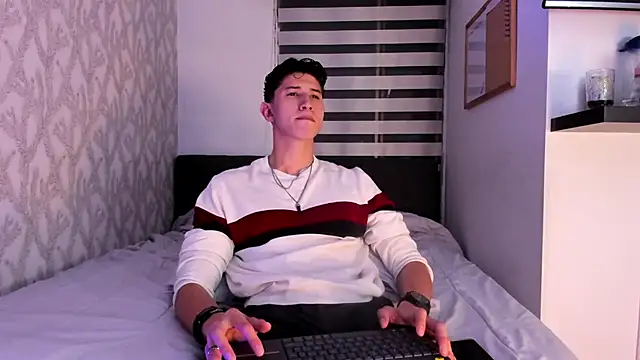 Dorianmistery2322  online show from 03-05-25, 04:45