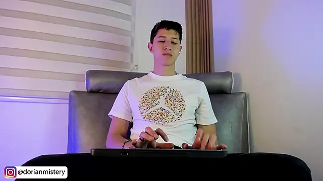 Dorianmistery2322  online show from 02-14-26, 12:51