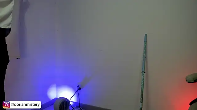 Dorianmistery2322  online show from 04-07-26, 10:53