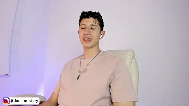 Dorianmistery2322  online show from 04-22-26, 11:50