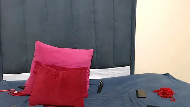 kittykhloe22 online show from 02-27-25, 07:15