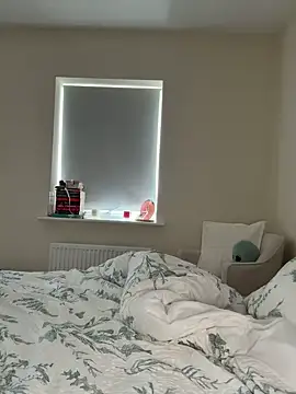 Snapshot of Sophiesinxx chatting on 03-05-25, 12:00 Sophiesinxx online show from 03-05-25, 12:00