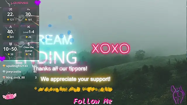 QueenYsuRey online show from 10-22-25, 04:51