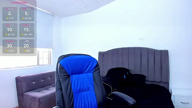 Snapshot of anne_parker chatting on 02-11-25, 01:51 anne parker online show from 02-11-25, 01:51