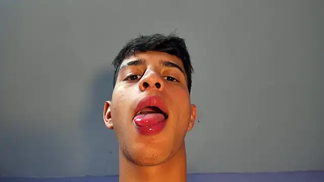 Tyler Rodriguez online show from 02-26-25, 10:42