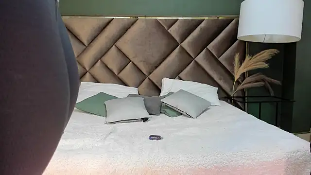 Tyler Rodriguez online show from 03-19-25, 06:35