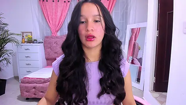 briandah  online show from 09-09-25, 01:32