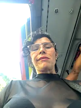 MireyaTorresGu online show from 09-22-25, 09:06