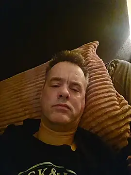 Hectorthyssen1 online show from 04-18-26, 07:34