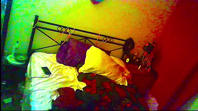 ingrid1982 online show from 05-22-26, 06:35