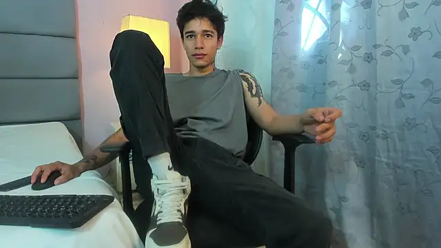 Zacktk7 online show from 01-29-25, 02:32