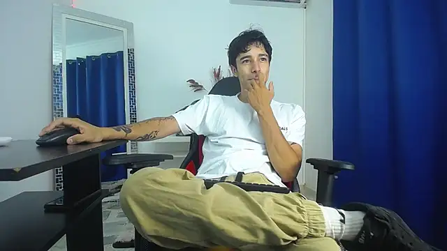 Zacktk7 online show from 01-30-25, 08:53