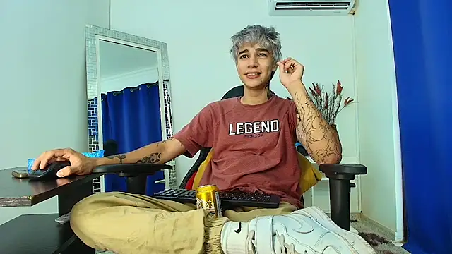 Zacktk7 online show from 02-27-25, 08:09