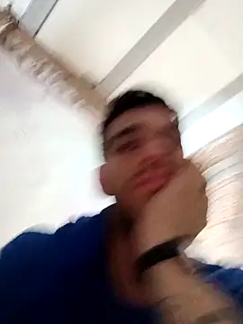 Snapshot of jhonyhot9292 chatting on 09-27-25, 07:19 jhonyhot9292 online show from 09-27-25, 07:19