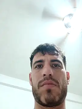 Snapshot of jhonyhot9292 chatting on 10-07-25, 06:54 jhonyhot9292 online show from 10-07-25, 06:54