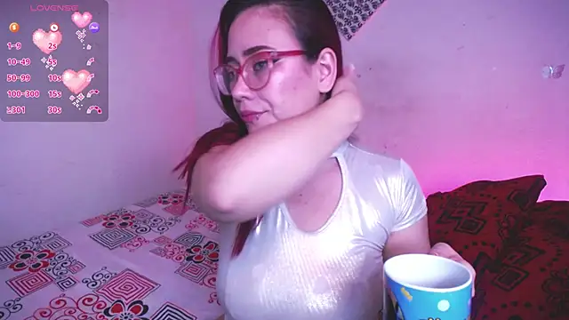 zarquita99 online show from 10-31-25, 09:32