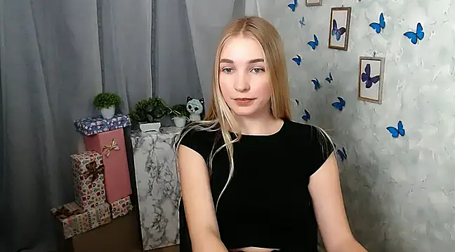 Queen ofLove online show from 12-13-24, 06:16