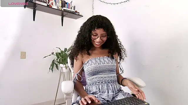 Elektra williams online show from 12-29-24, 11:08