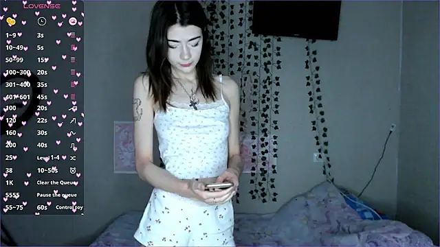 Cyber hoe online show from 12-22-24, 03:00