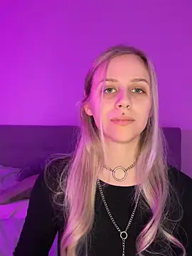 Snapshot of lunawolf21 chatting on 01-16-25, 07:28 lunawolf21 online show from 01-16-25, 07:28