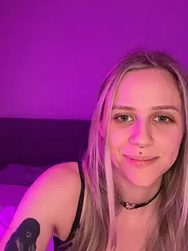 Snapshot of lunawolf21 chatting on 01-16-25, 07:10 lunawolf21 online show from 01-16-25, 07:10