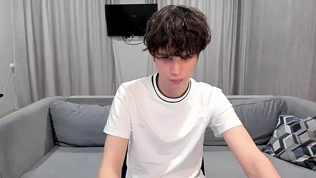 Im Shine Guy online show from 12-04-24, 07:01