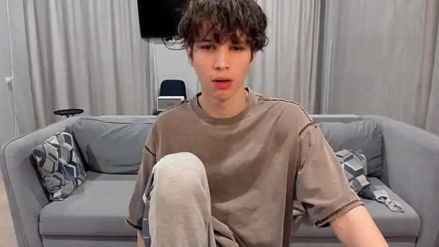 Im Shine Guy online show from 12-05-24, 06:11