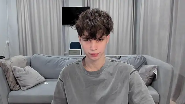 Im Shine Guy online show from 12-16-24, 06:43