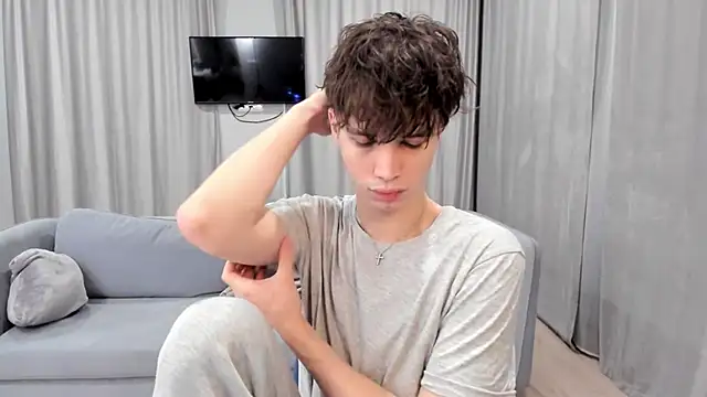 Im Shine Guy online show from 12-27-24, 07:57