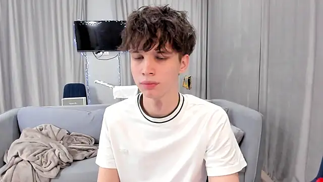 Im Shine Guy online show from 01-03-25, 08:43