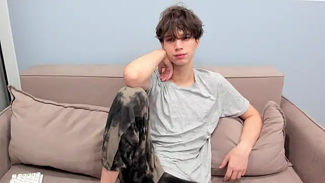 Im Shine Guy online show from 11-13-25, 06:34