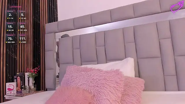 vivianne scott online show from 11-14-25, 12:04