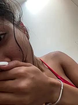 Lolitacooper online show from 02-02-25, 07:46