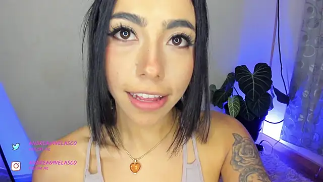 AndreaVelasco online show from 01-30-25, 11:13