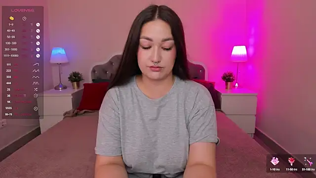 Snapshot of Aria_Blisss chatting on 10-07-25, 12:41 Aria Blisss online show from 10-07-25, 12:41