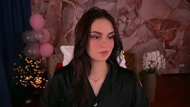 Snapshot of MilashaLovely chatting on 01-28-25, 07:00 MilashaLovely online show from 01-28-25, 07:00