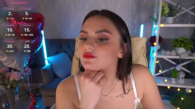 Snapshot of MilashaLovely chatting on 02-16-25, 12:08 MilashaLovely online show from 02-16-25, 12:08