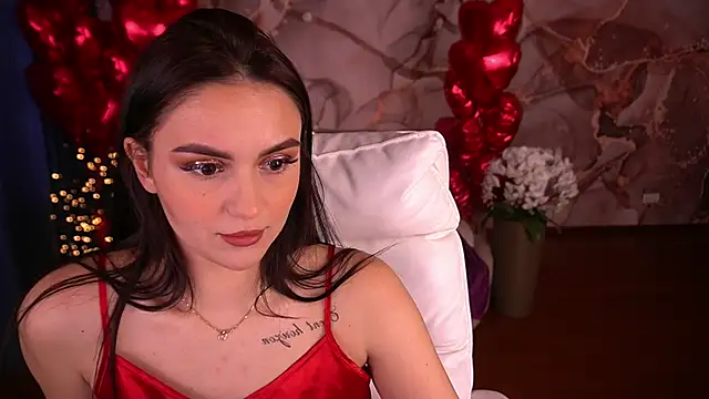 Snapshot of MilashaLovely chatting on 02-21-25, 01:33 MilashaLovely online show from 02-21-25, 01:33