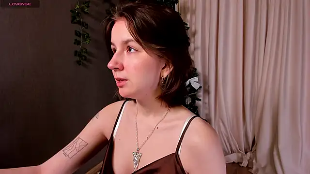 Snapshot of mind_game chatting on 01-02-25, 05:46 mind game online show from 01-02-25, 05:46