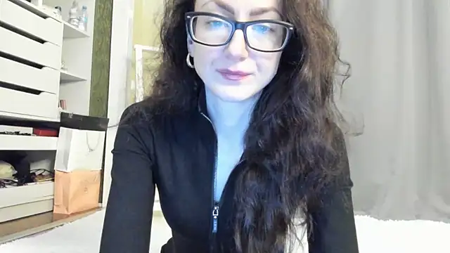 Snapshot of Baby_Jewel chatting on 11-28-25, 11:13 Baby Jewel online show from 11-28-25, 11:13