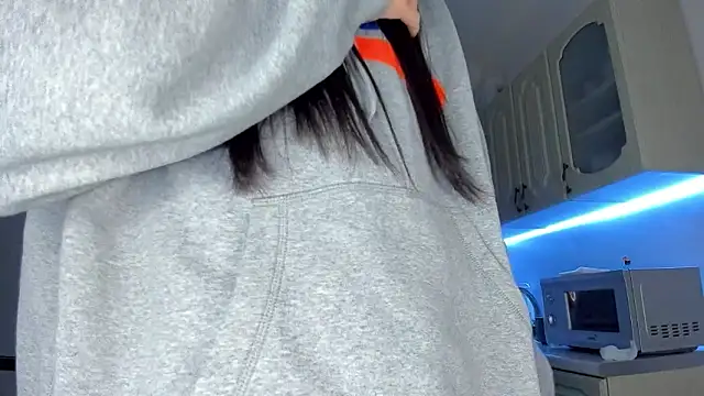 Kim Oberlin  online show from 02-03-26, 12:10