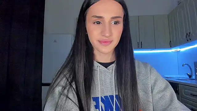 Kim Oberlin  online show from 02-19-26, 04:03