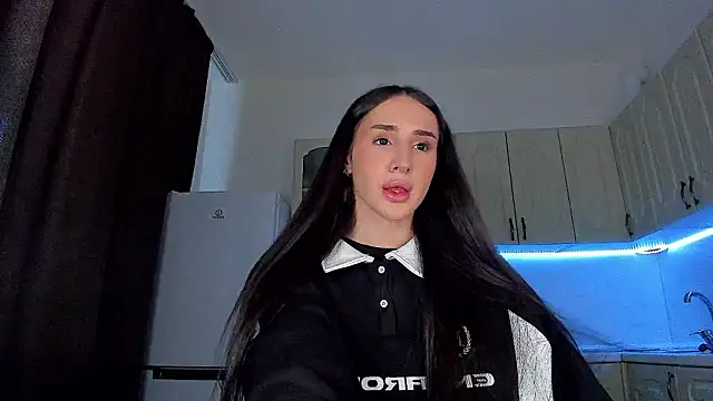 Kim Oberlin  online show from 02-25-26, 11:09