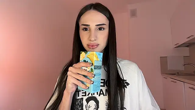 Kim Oberlin  online show from 04-23-26, 12:04