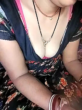 kumarigirl online show from 10-31-25, 02:12