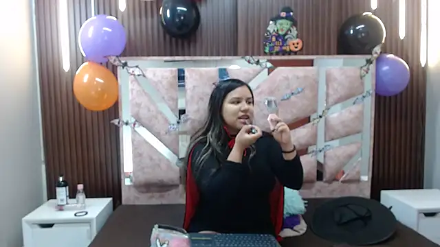 stephanieross202cl online show from 10-31-25, 03:51