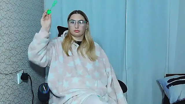 JaneLaJewel online show from 10-07-25, 04:15