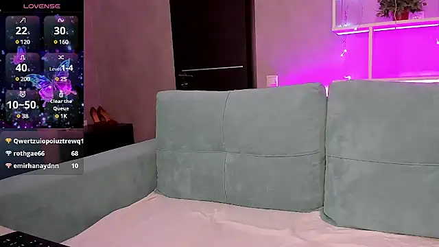 Snapshot of Beatrice_Brice chatting on 03-10-25, 10:15 Beatrice Brice online show from 03-10-25, 10:15