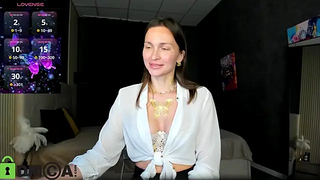 Snapshot of Beatrice_Brice chatting on 09-18-25, 11:29 Beatrice Brice online show from 09-18-25, 11:29