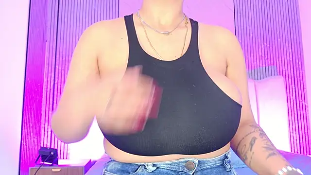 Sofia martiin online show from 01-11-26, 03:33